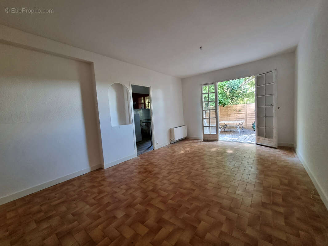 Maison à VILLENEUVE-LOUBET