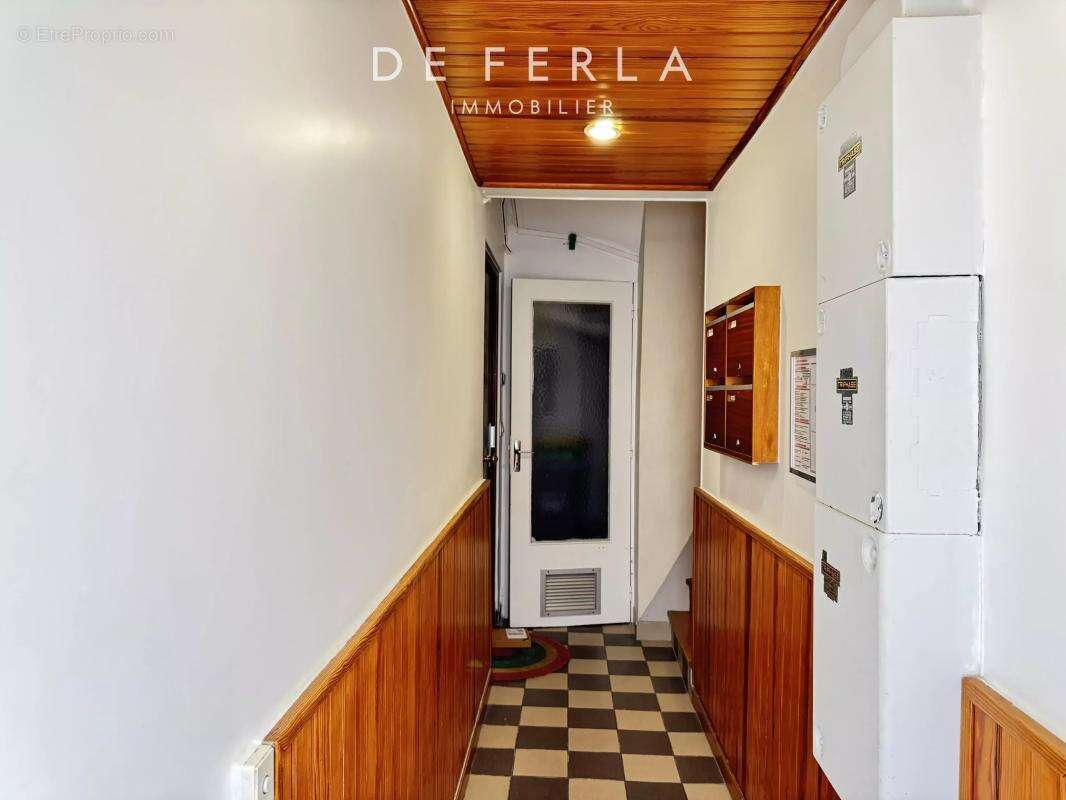 Paris XIVème - Rue Beaunier - Appartement familial lumineux et calme à rénover - photo 11
