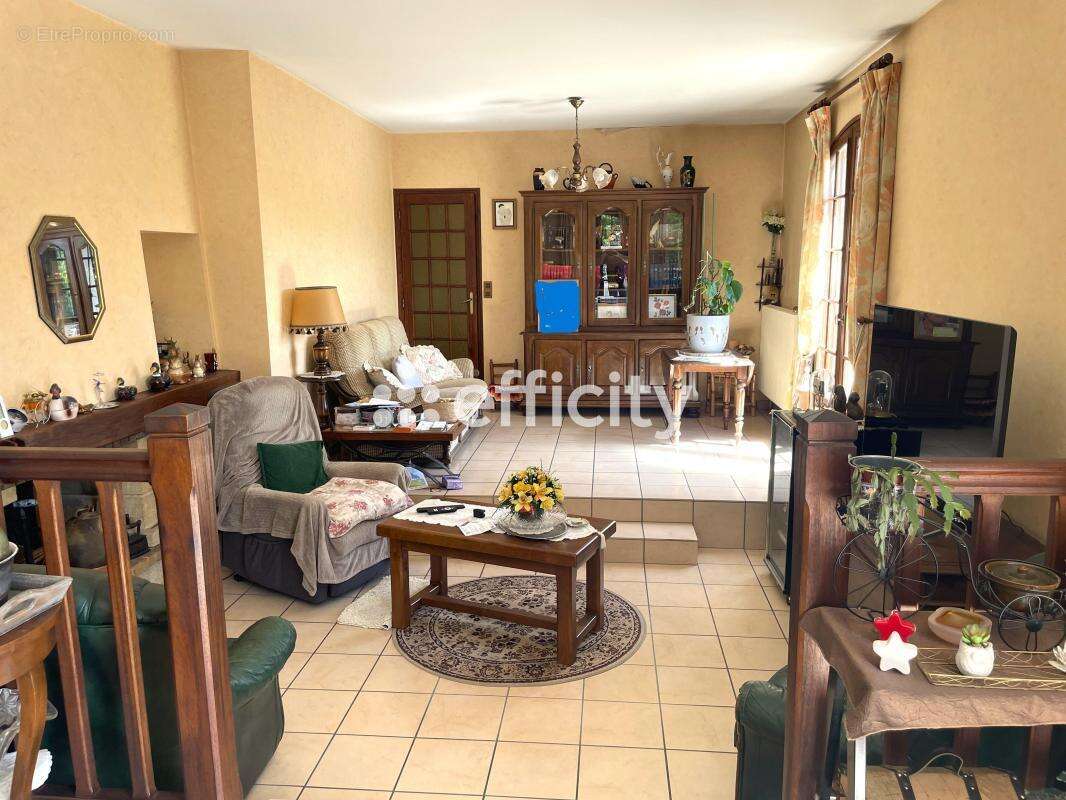 Maison à BLANQUEFORT