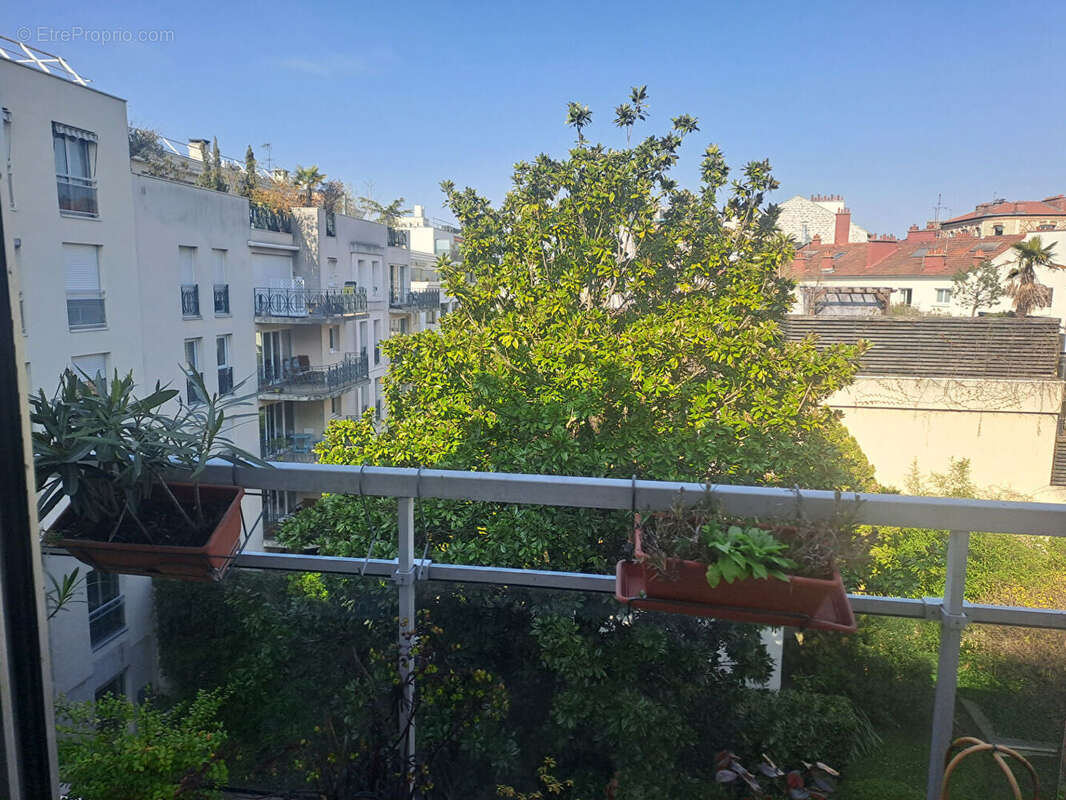 Appartement à MONTROUGE