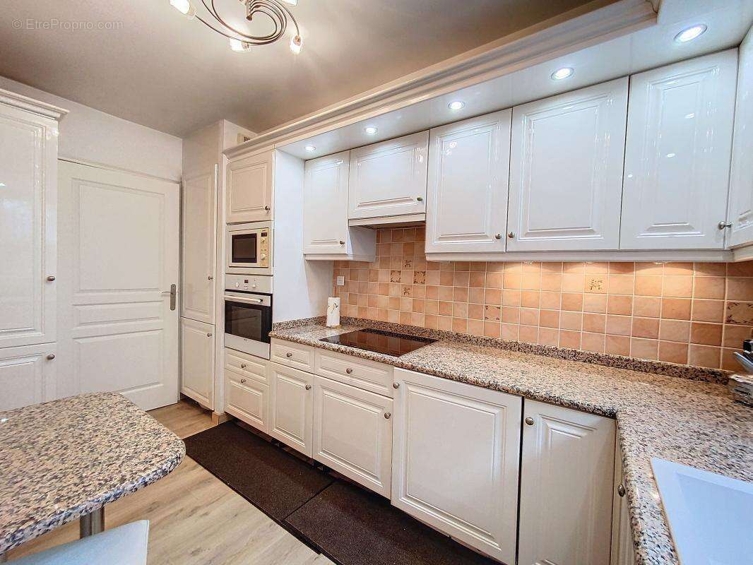 Appartement à SAINT-RAPHAEL