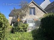 Maison à SAINT-EVARZEC