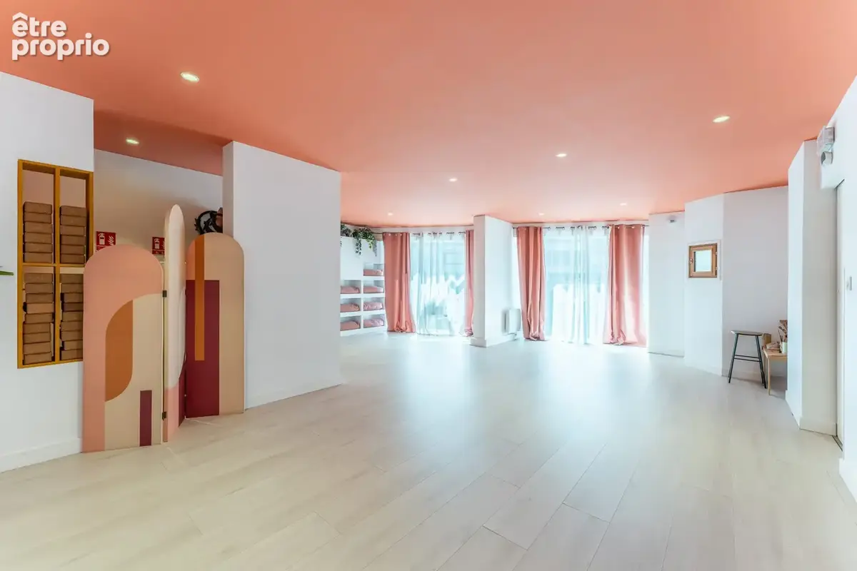 Photo Autres à Lyon-6e au prix de 80 000€