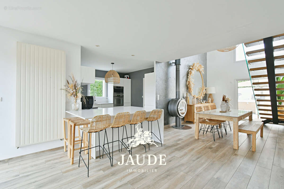 Maison à COURNON-D'AUVERGNE