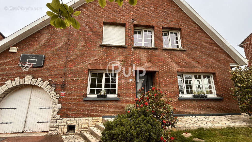 Maison à SIN-LE-NOBLE