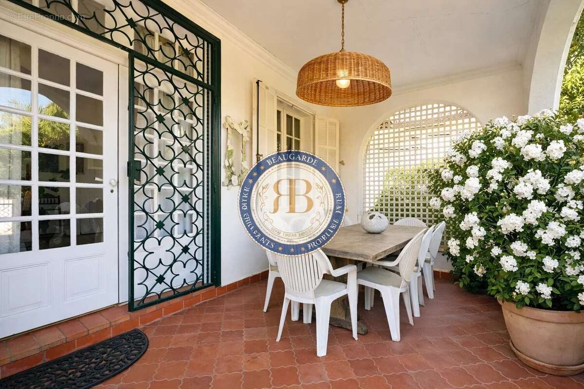 Maison à ANTIBES