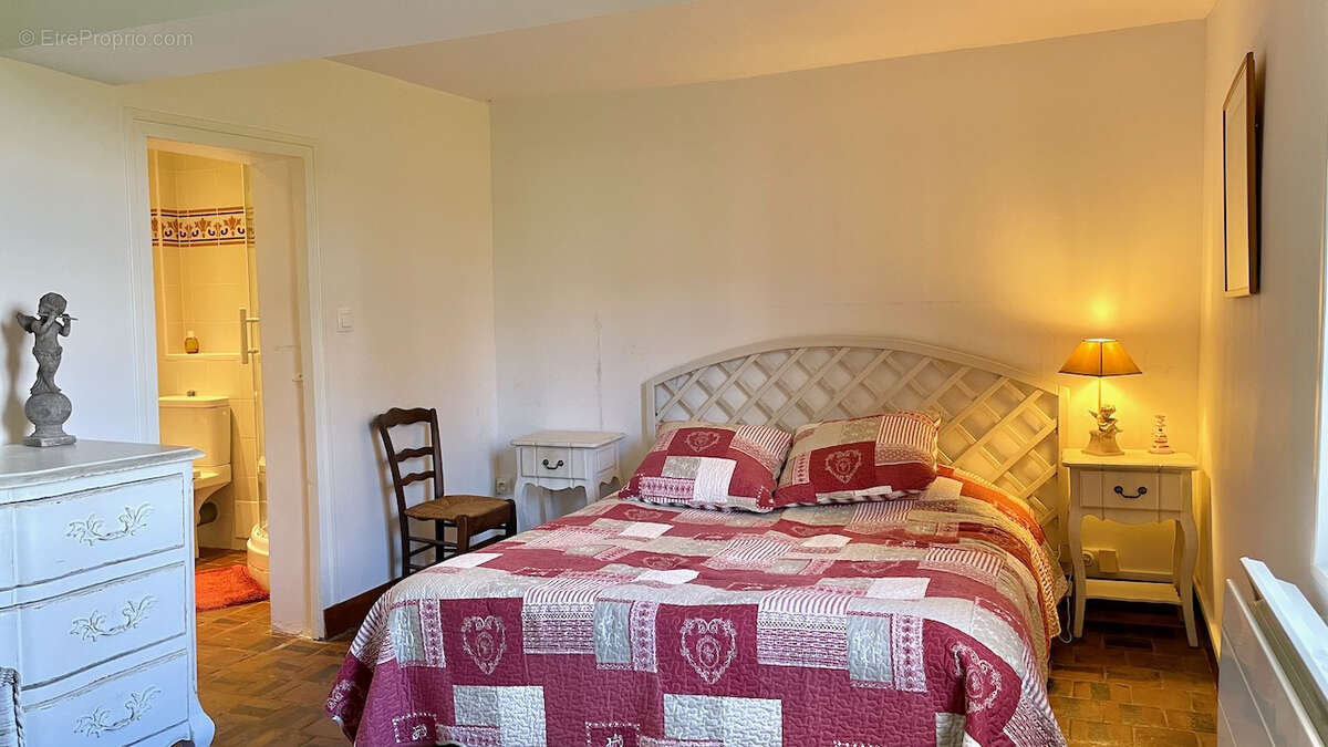 Maison à LES BAUX-DE-BRETEUIL