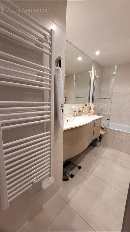 Appartement 109 m² à Castelnau-Le-Lez  - photo 8