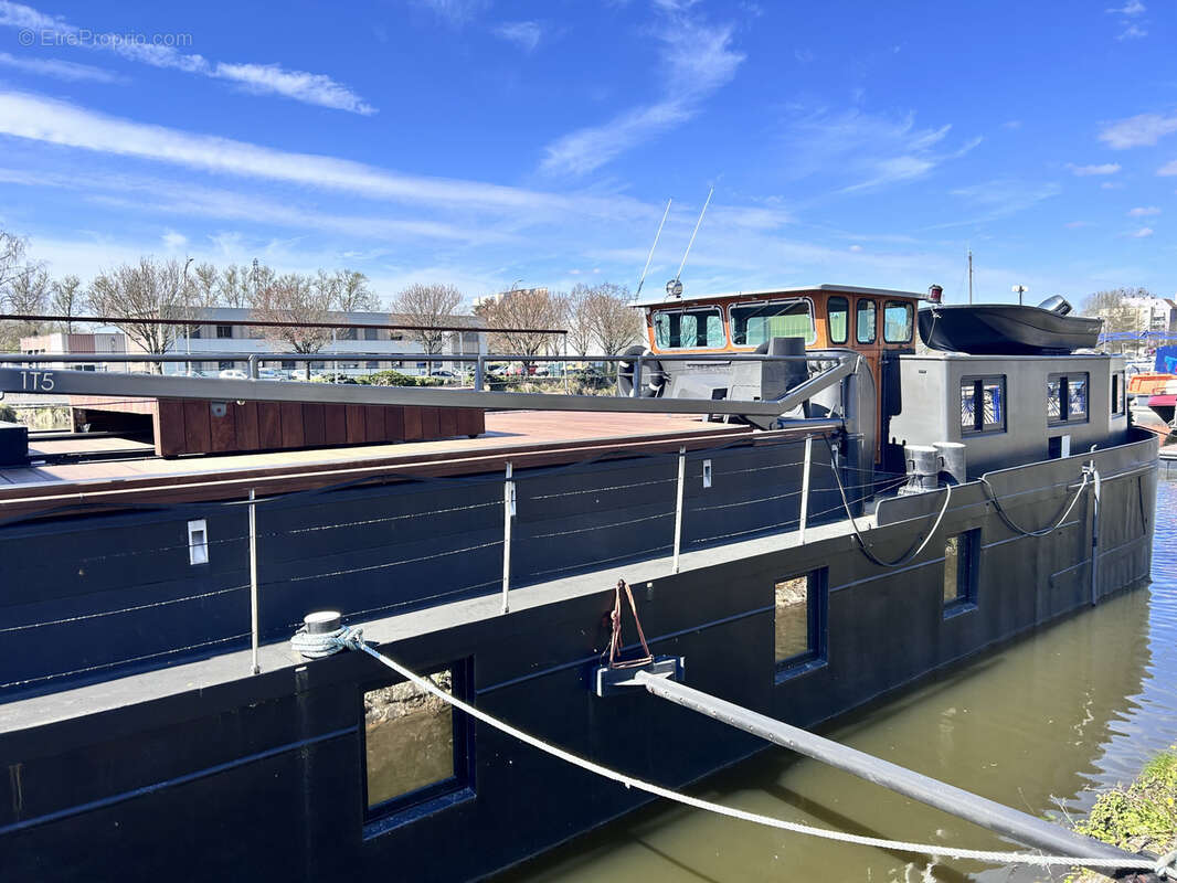 Péniche navigable d’exception - photo 2