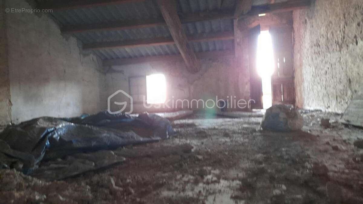 NOUVELLE BAISSE DE PRIX de 12% (à prévoir) pour cette BASTIDE en pierres à rénover MANOSQUE - photo 20