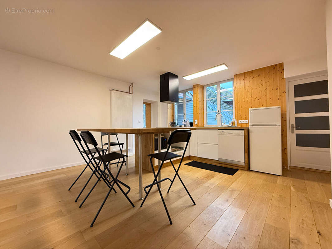 Appartement à LONS-LE-SAUNIER