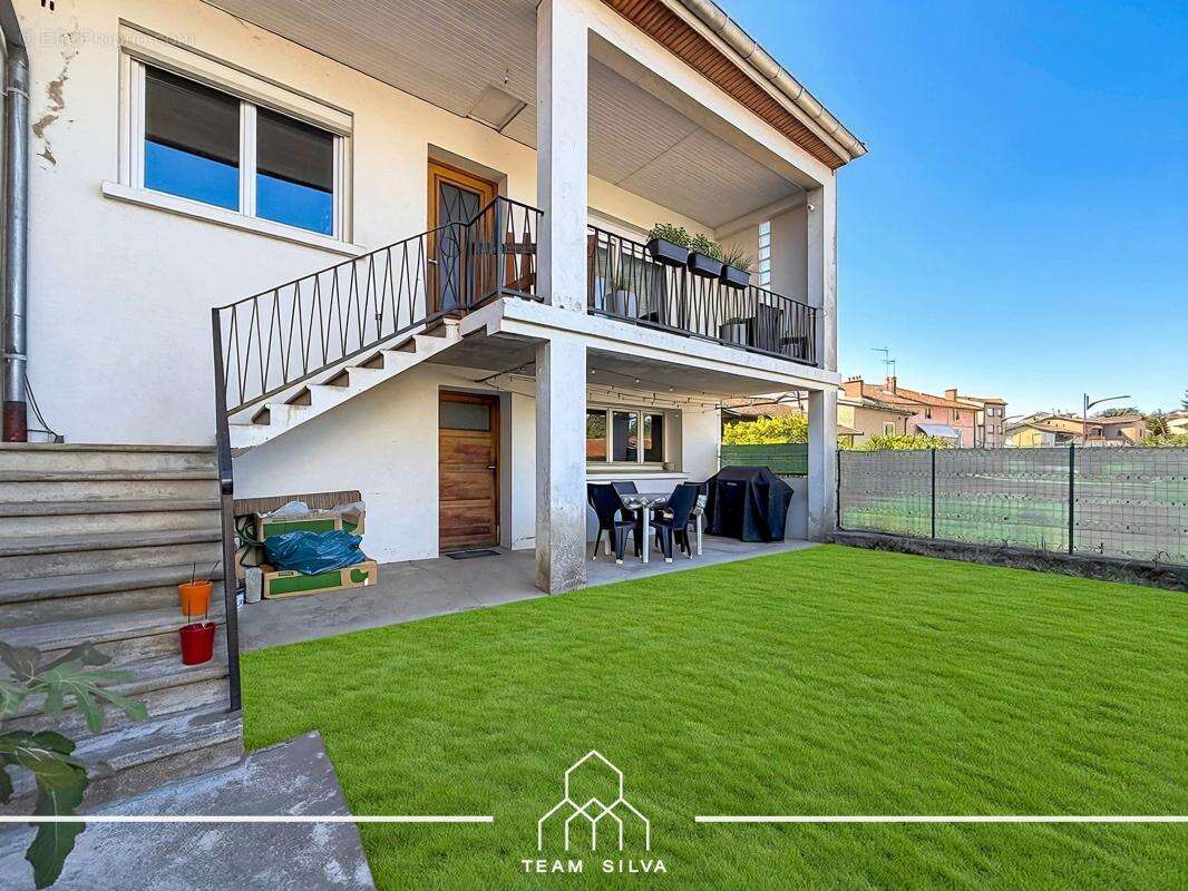 Maison 80 m² à Irigny  - photo 16