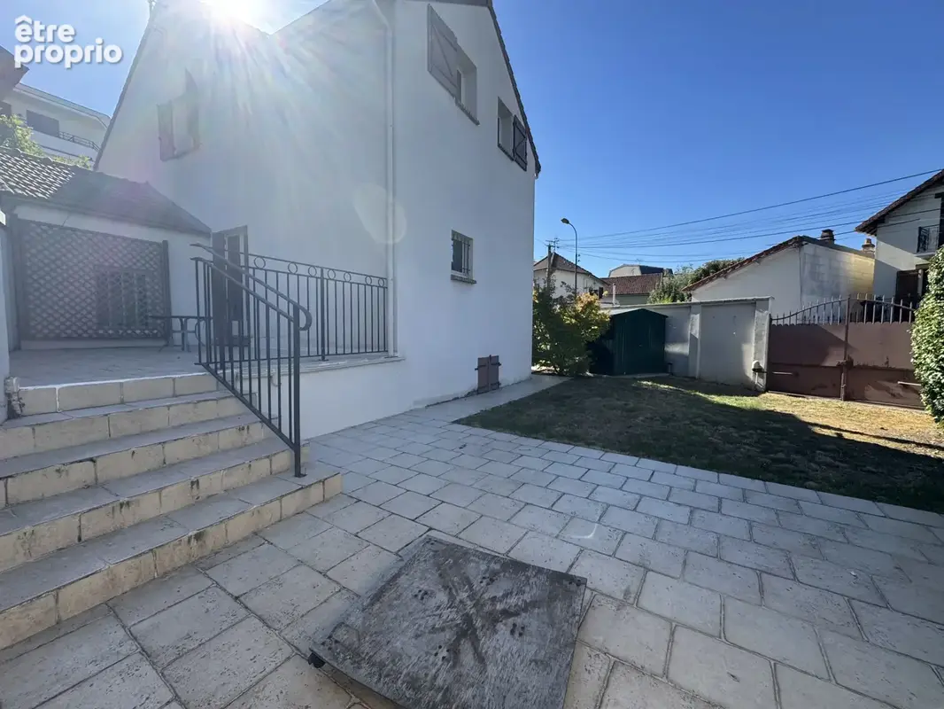 St Maur pavillon 7p 134m2 terrain 271m2 - photo 3