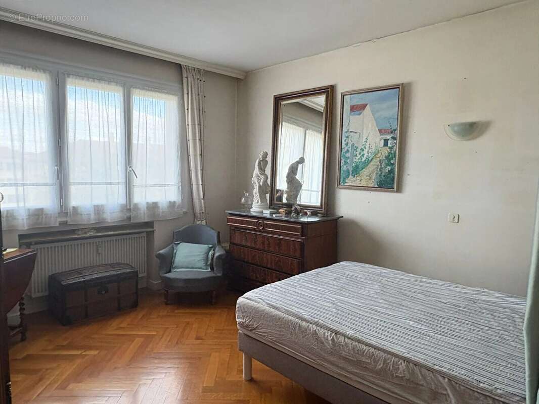 Appartement à ROMANS-SUR-ISERE