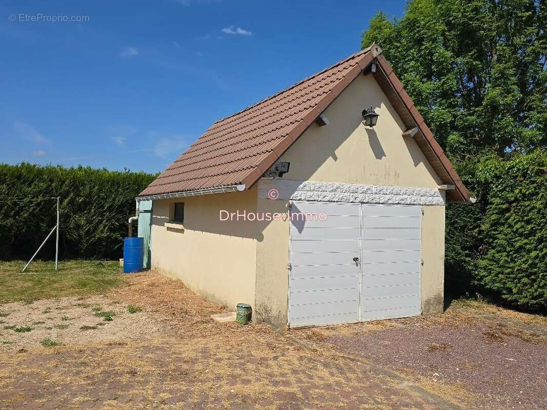 Maison à CLAVILLE