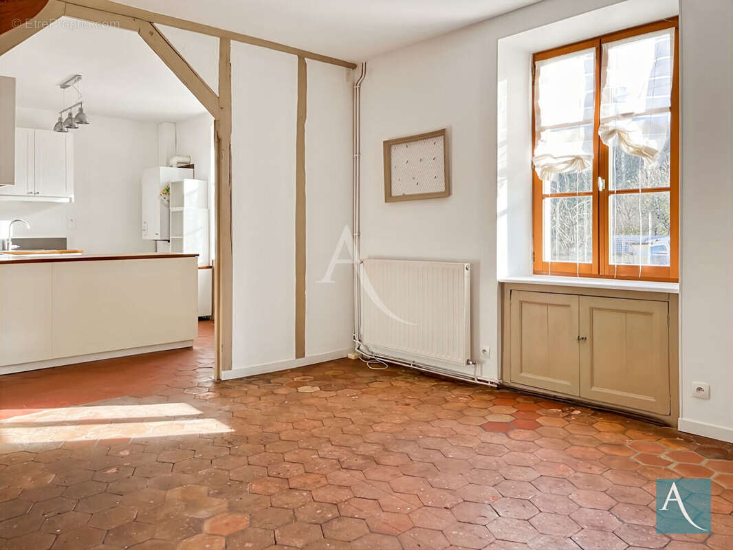 Maison à GUILLERVAL