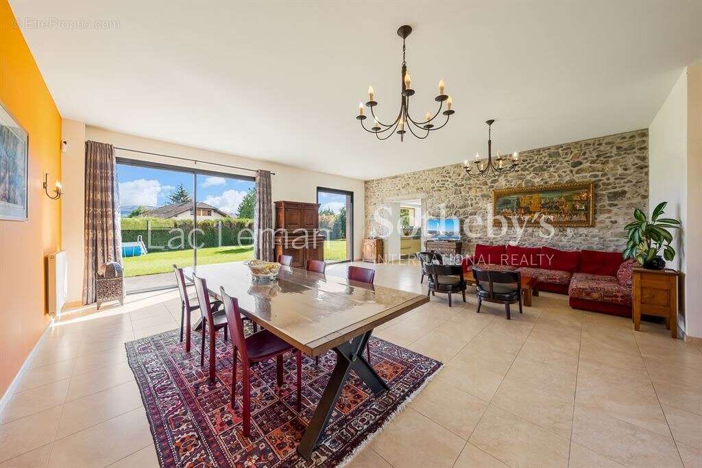 Maison à MASSONGY