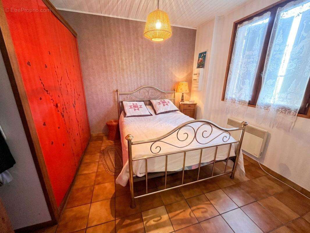 Maison avec jardin et piscine - photo 15