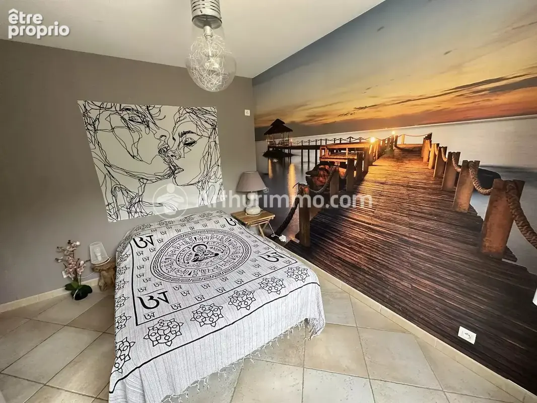 Plain-pied 193 m² – 4 suites – piscine chauffée – terrain 2 800 m² - photo 8