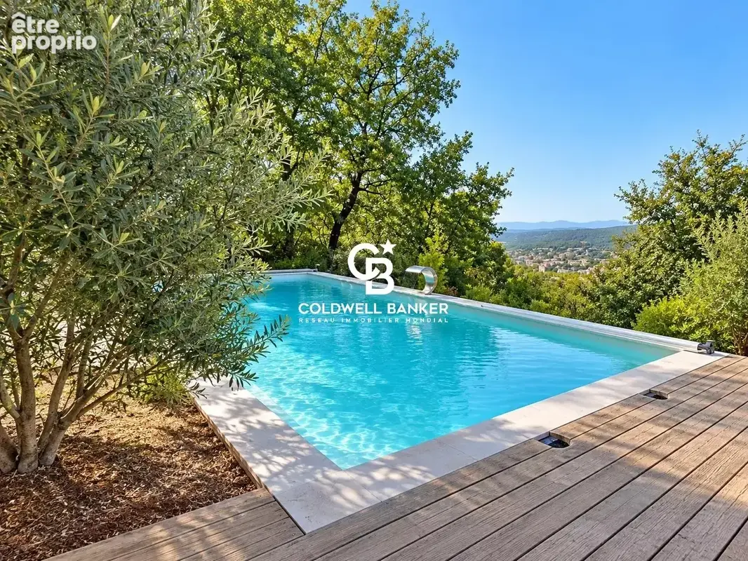 Exclusivité — Villa contemporaine provençale avec piscine et vue dégagée sur terrain de 3 000 m² — Draguignan - photo 17