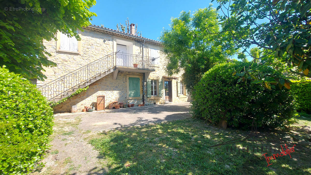 Maison à VAISON-LA-ROMAINE