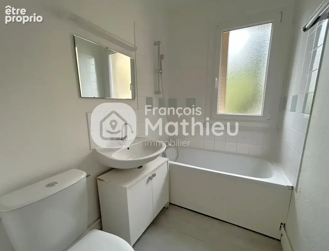 Villars-les-Dombes  - Appartement T2 d'environ 47m2 avec balcon et cave. - photo 9
