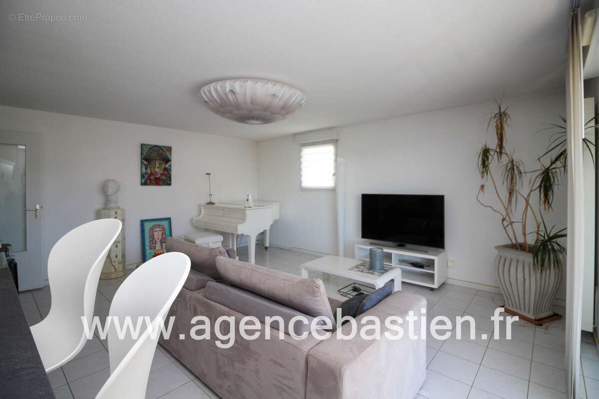 Appartement à GEX