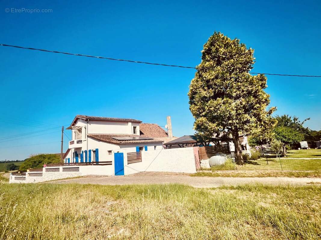 Maison à SOUMENSAC