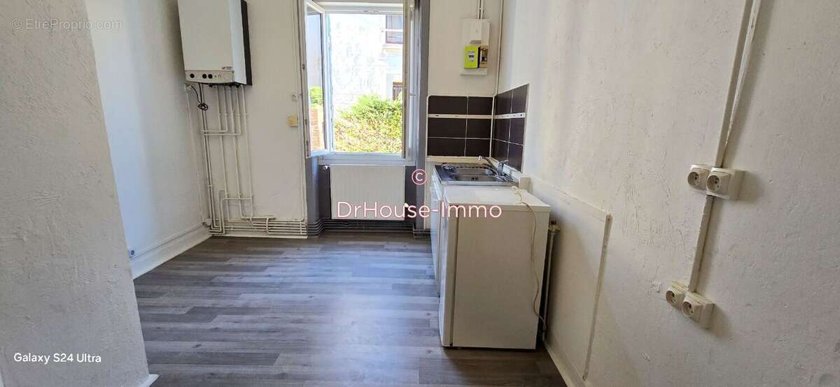 Appartement 26 m² à Saint-Etienne  - photo 8
