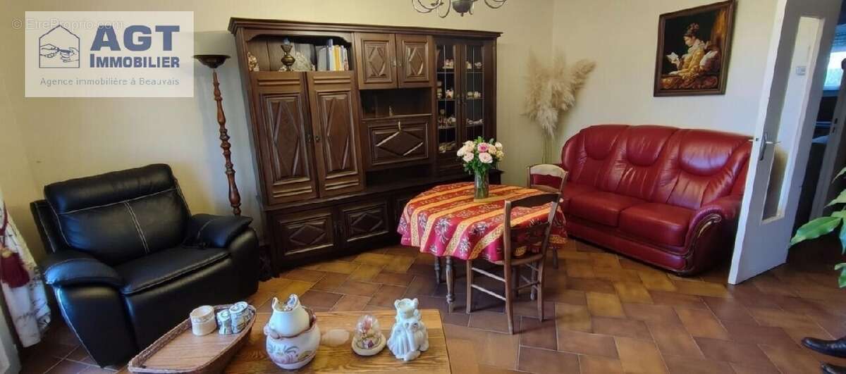 Maison à MILLY-SUR-THERAIN
