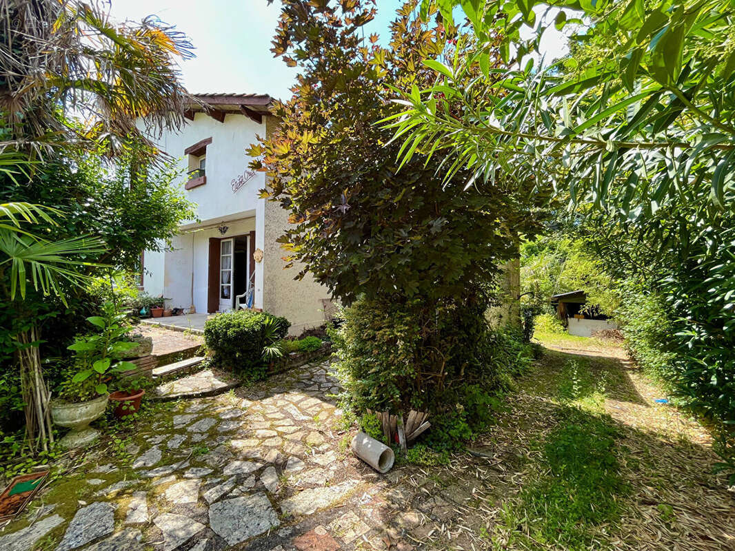 Maison à VILLENEUVE-SUR-LOT