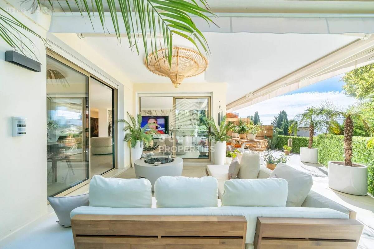 Appartement à CANNES
