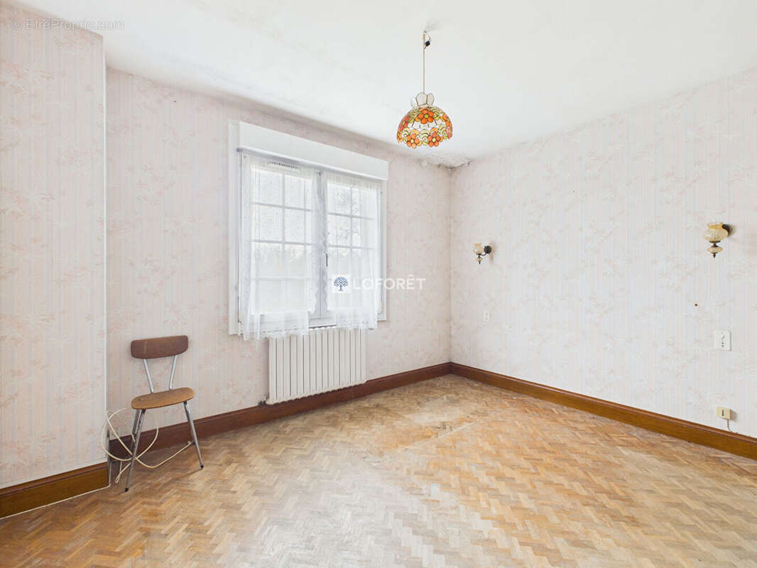 Maison à PEUMERIT