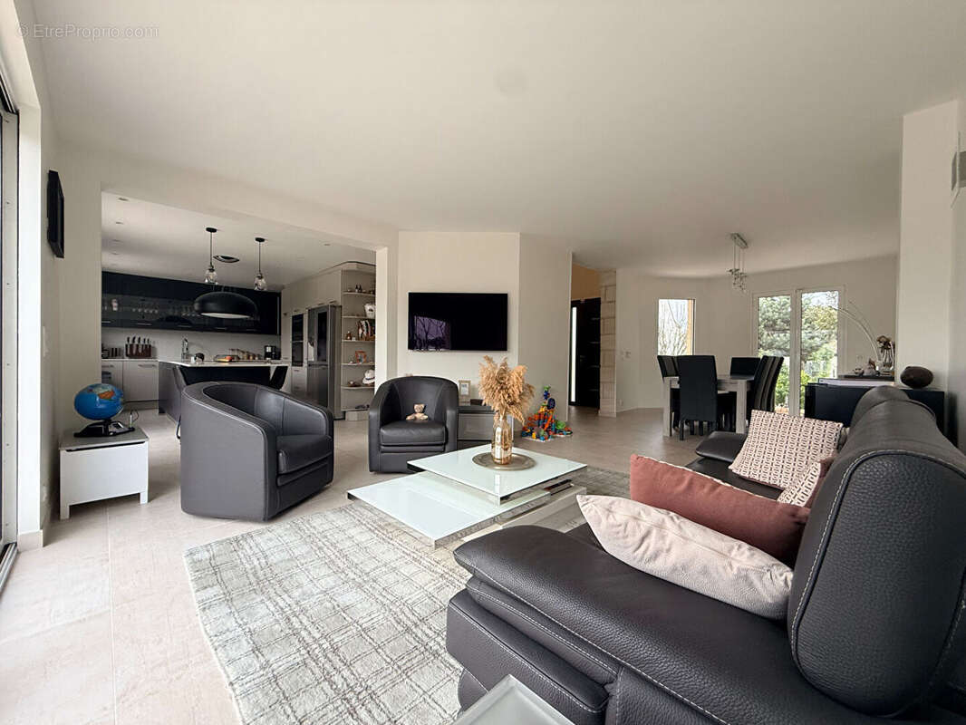 Maison à CONFLANS-SAINTE-HONORINE