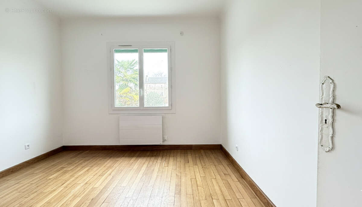 Maison à MONTPON-MENESTEROL