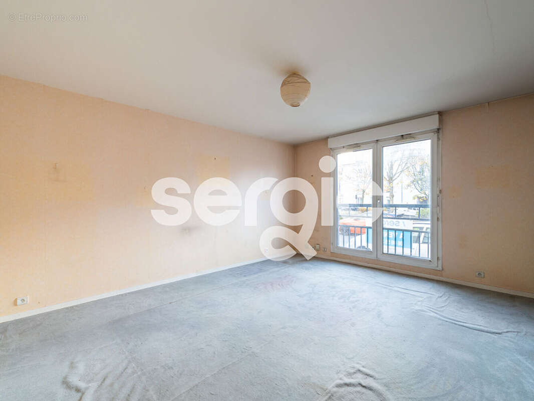 Appartement à BUSSY-SAINT-GEORGES