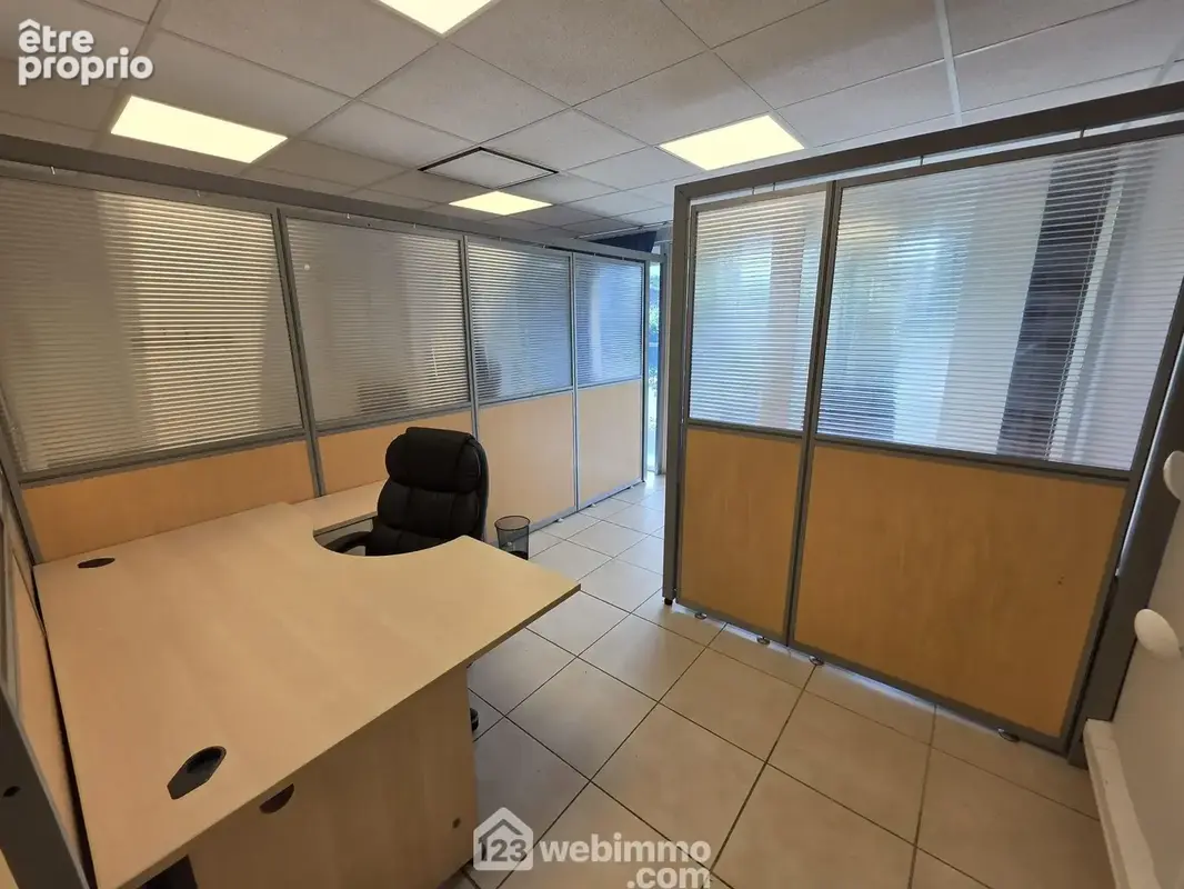 Commerce 50 m² à vendre à Blanquefort (33290) - photo 5