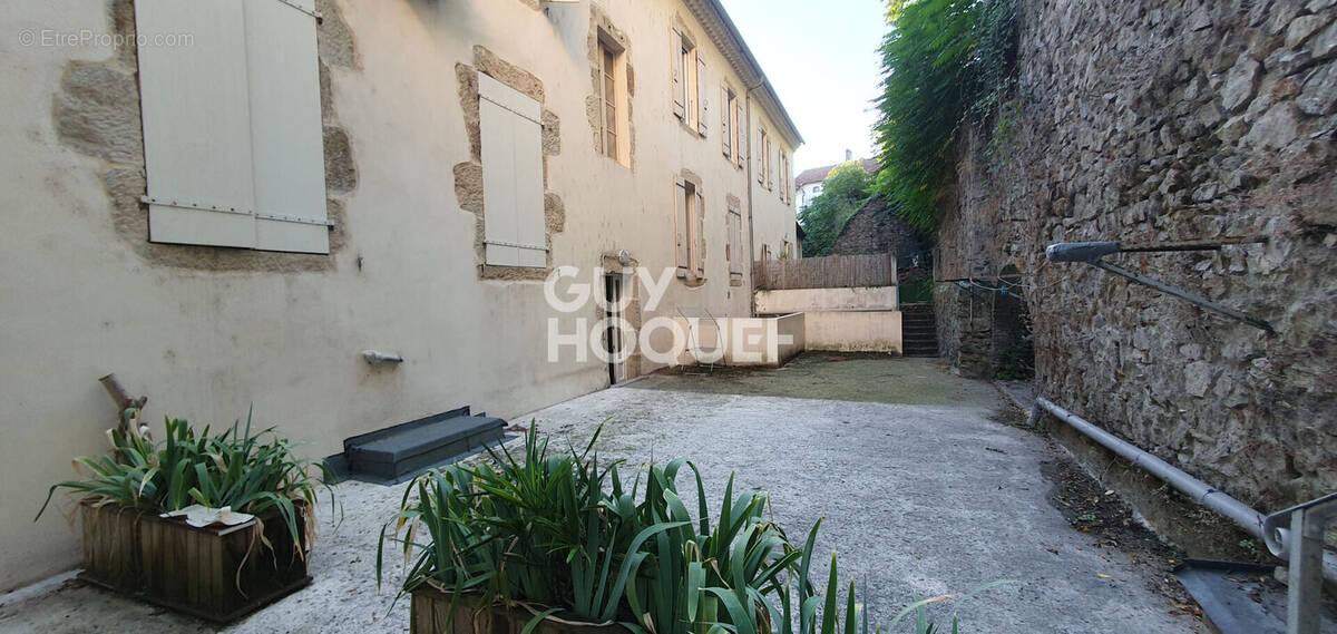 Appartement à VALS-LES-BAINS