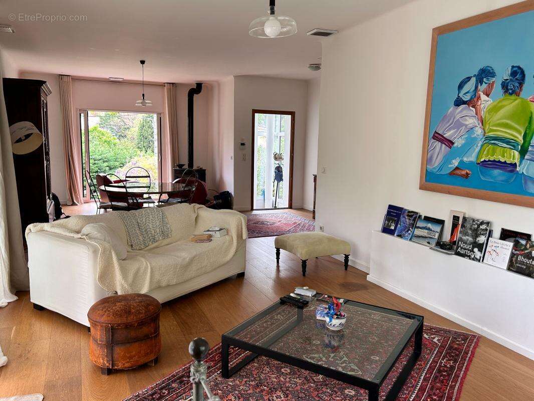 Maison à VAISON-LA-ROMAINE