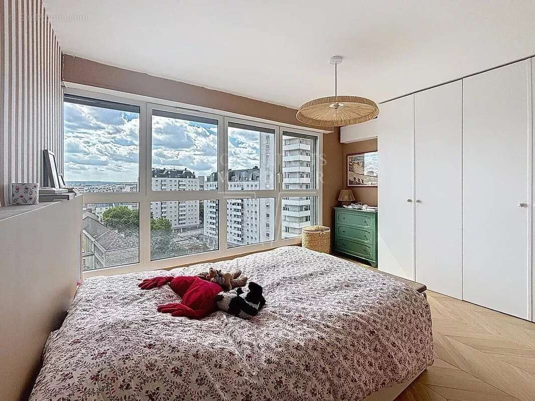 Appartement à PARIS-15E