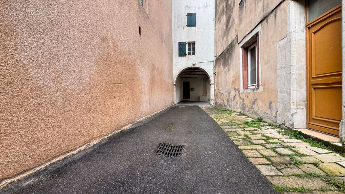 Appartement à SAINT-NICOLAS-DE-PORT