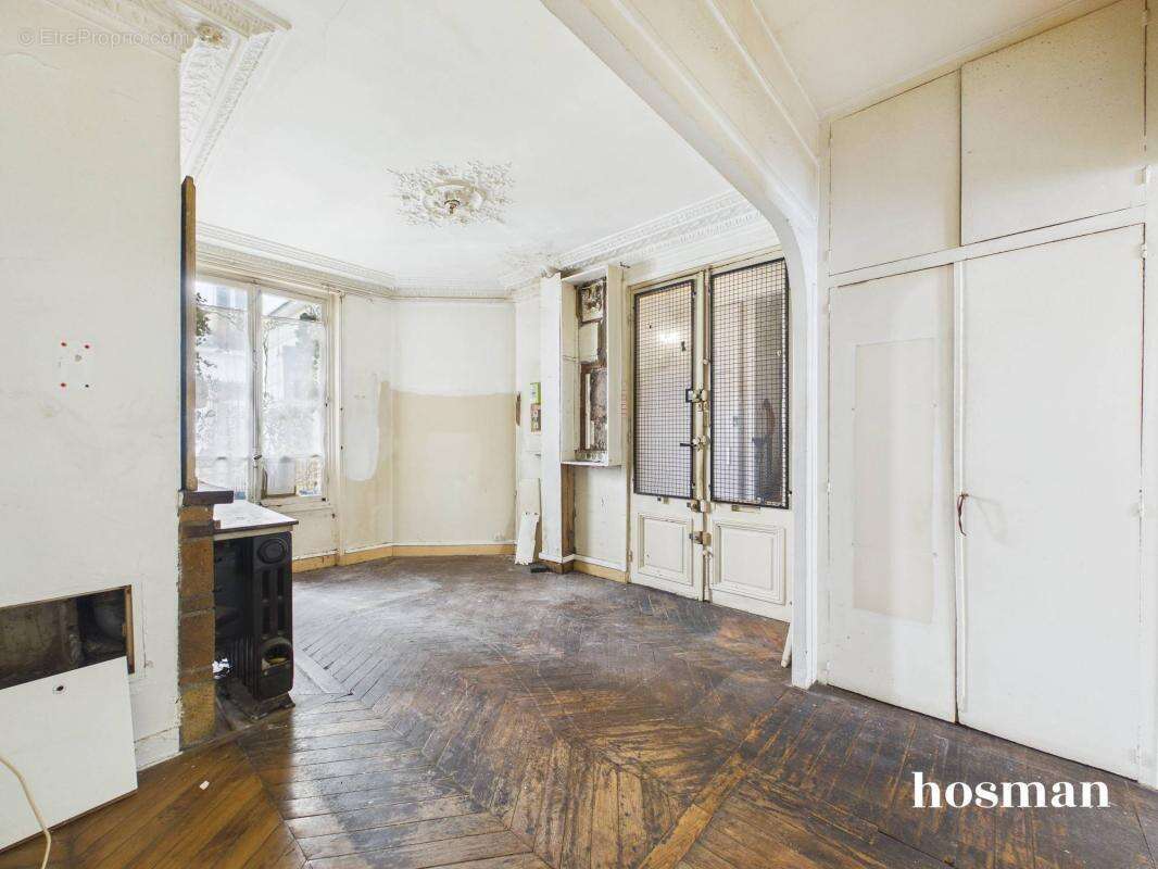 Appartement à PARIS-17E