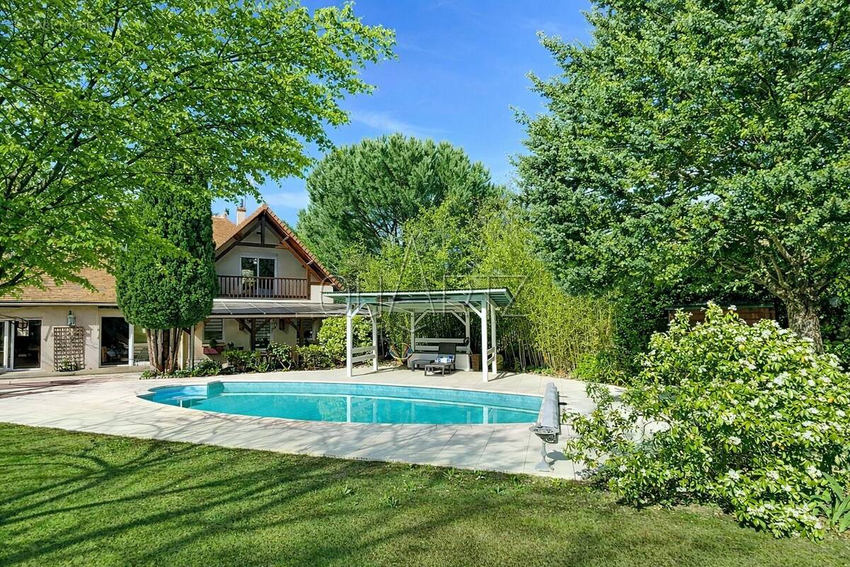 Maison à ANET