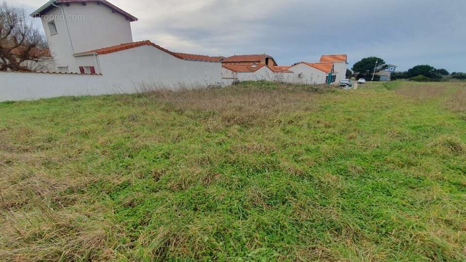 Terrain 402 m² à Chatelaillon-Plage  - photo 2