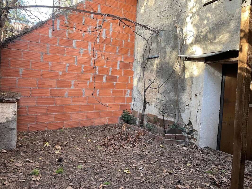 Maison à ESPIRA-DE-L'AGLY