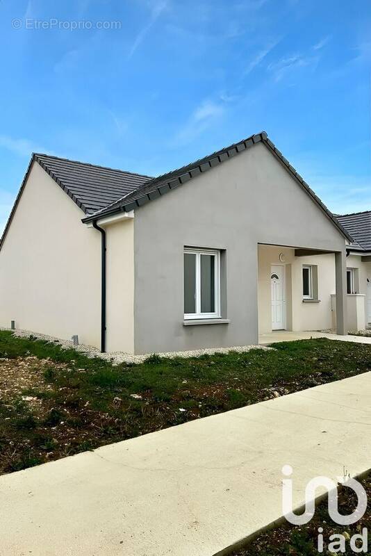 Photo 1 - Maison à BOURGES