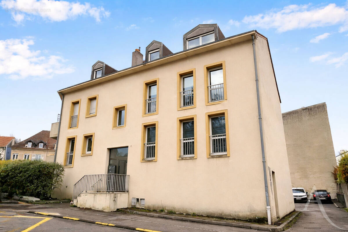 Appartement à MOULINS-LES-METZ