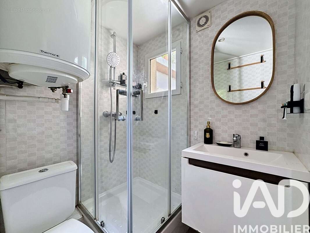 Photo 5 - Appartement à LES LILAS
