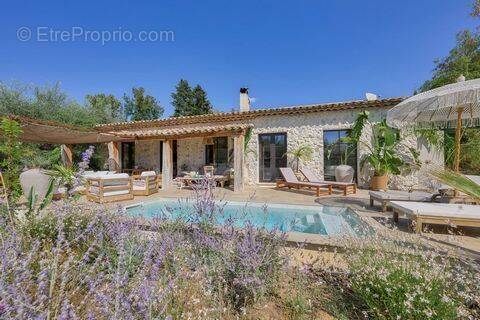 Maison à TOURRETTES-SUR-LOUP