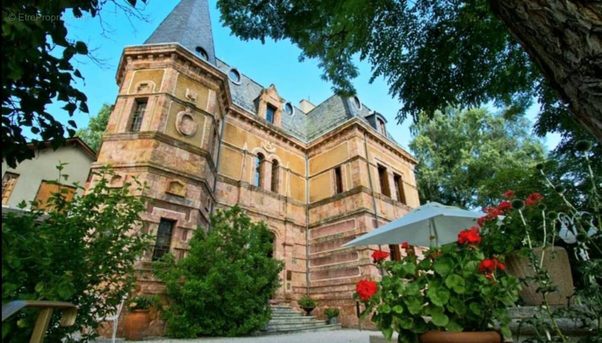 Maison à SAINT-ALBAN-SUR-LIMAGNOLE